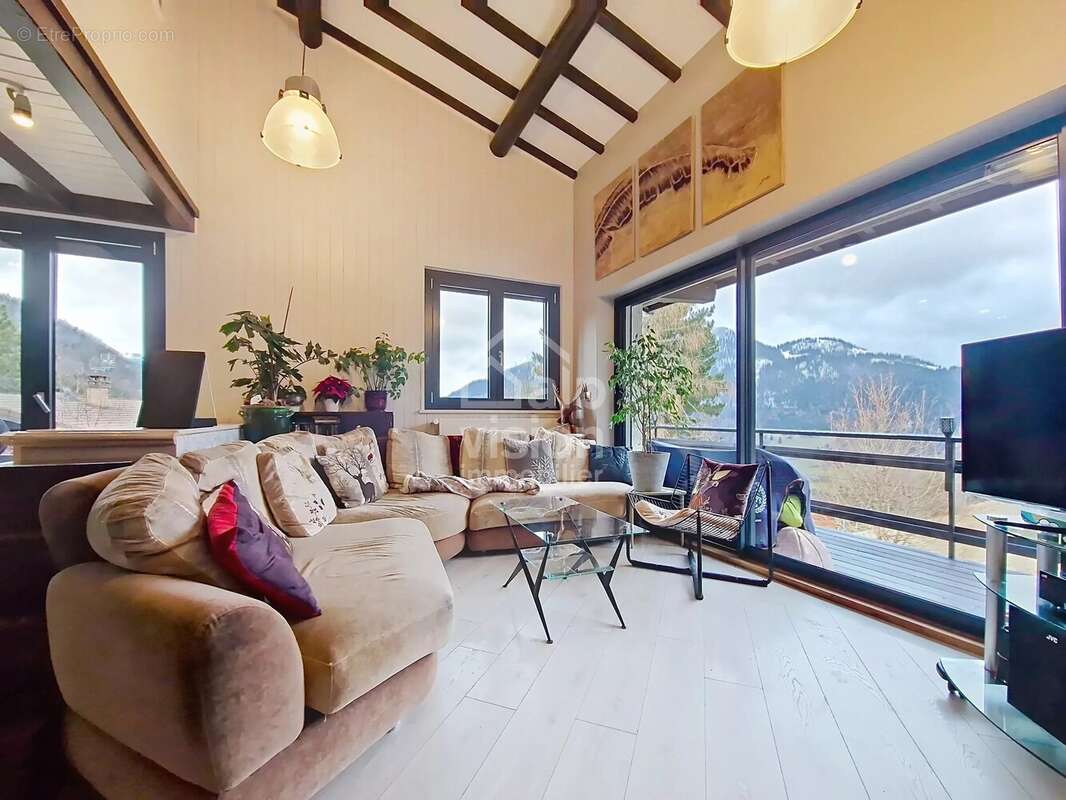Maison à CHEVENOZ