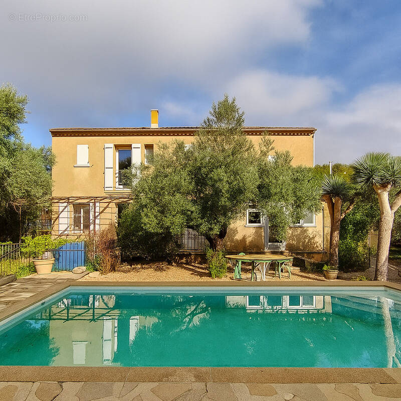 Maison à MONTFAUCON