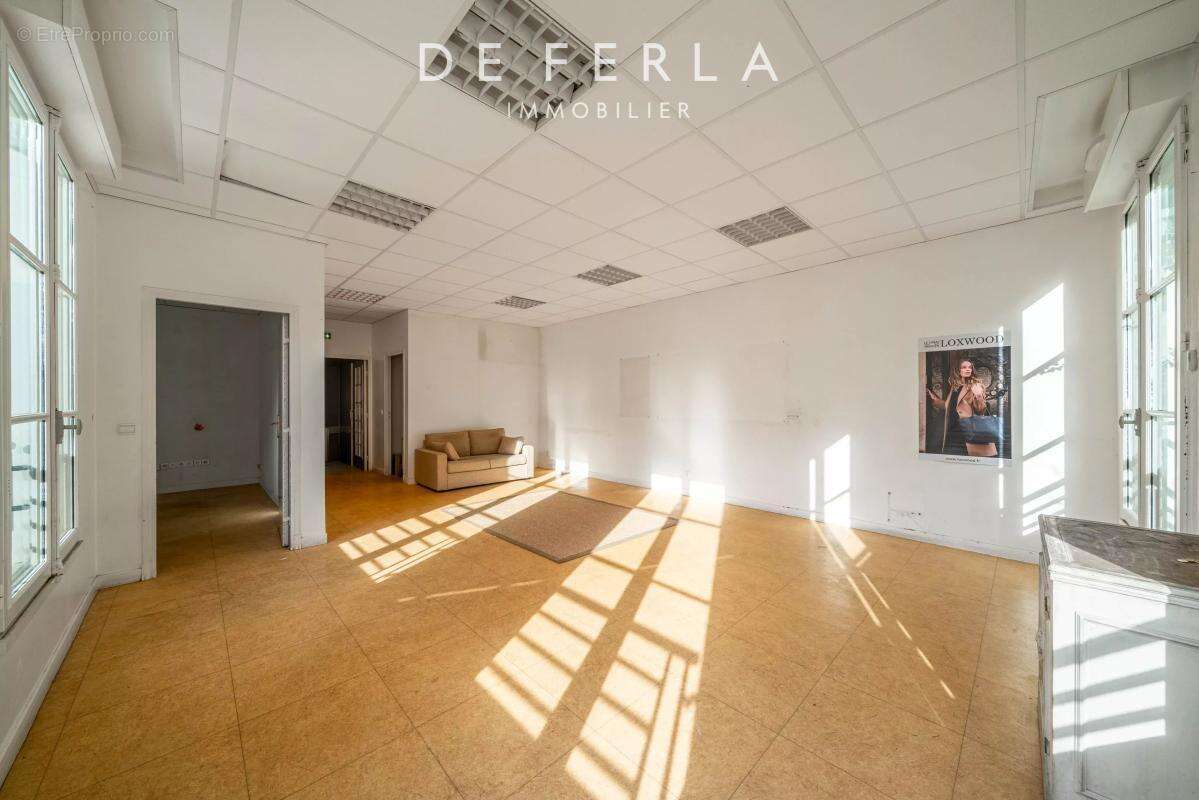 Appartement à PARIS-7E