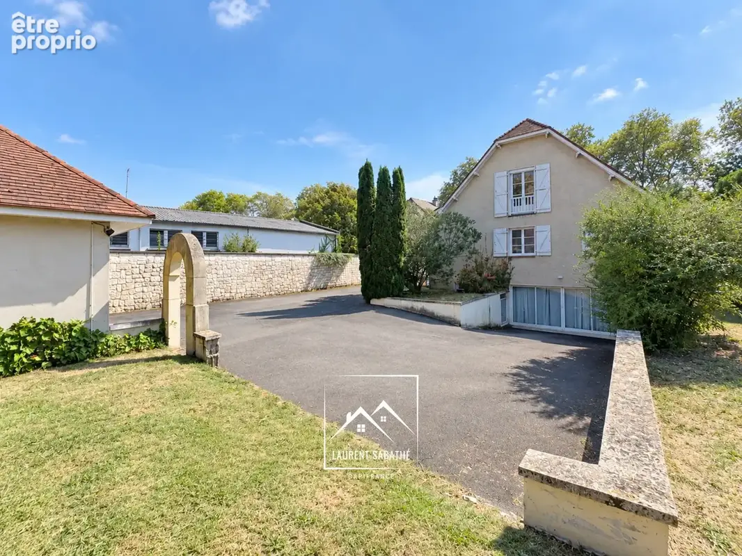 PAU (64) –  À VENDRE - Maison familiale de 213 m² - 5 chambres, bureau et piscine - photo 27