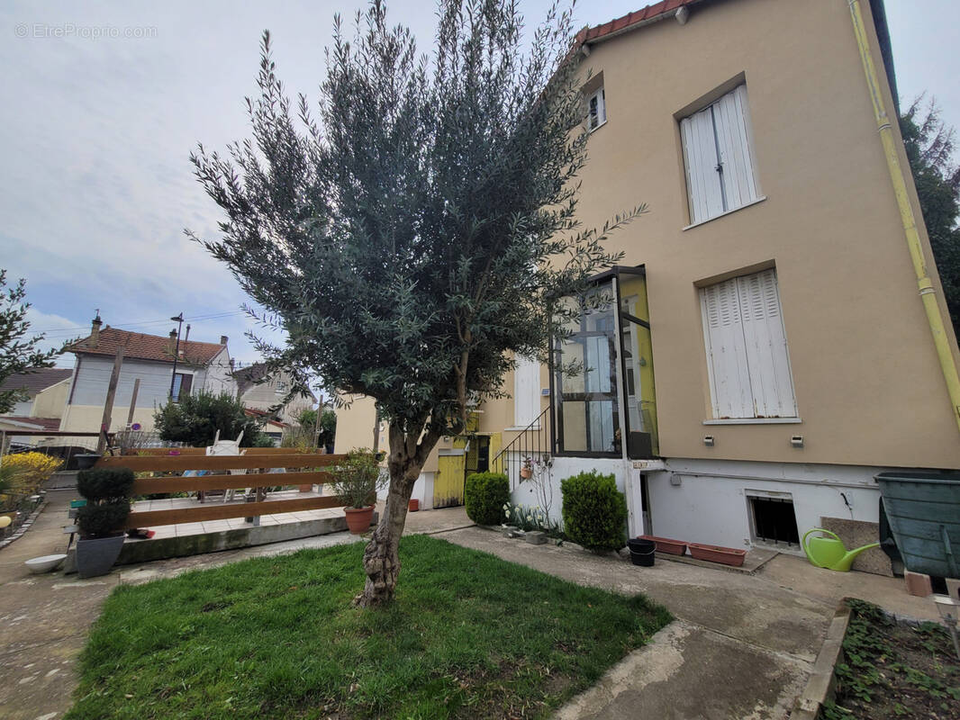 Maison à PIERREFITTE-SUR-SEINE