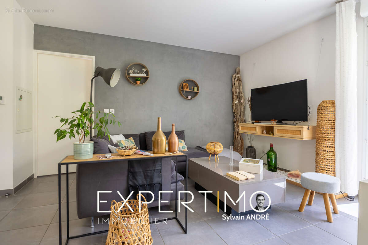 Appartement à MARSEILLE-13E