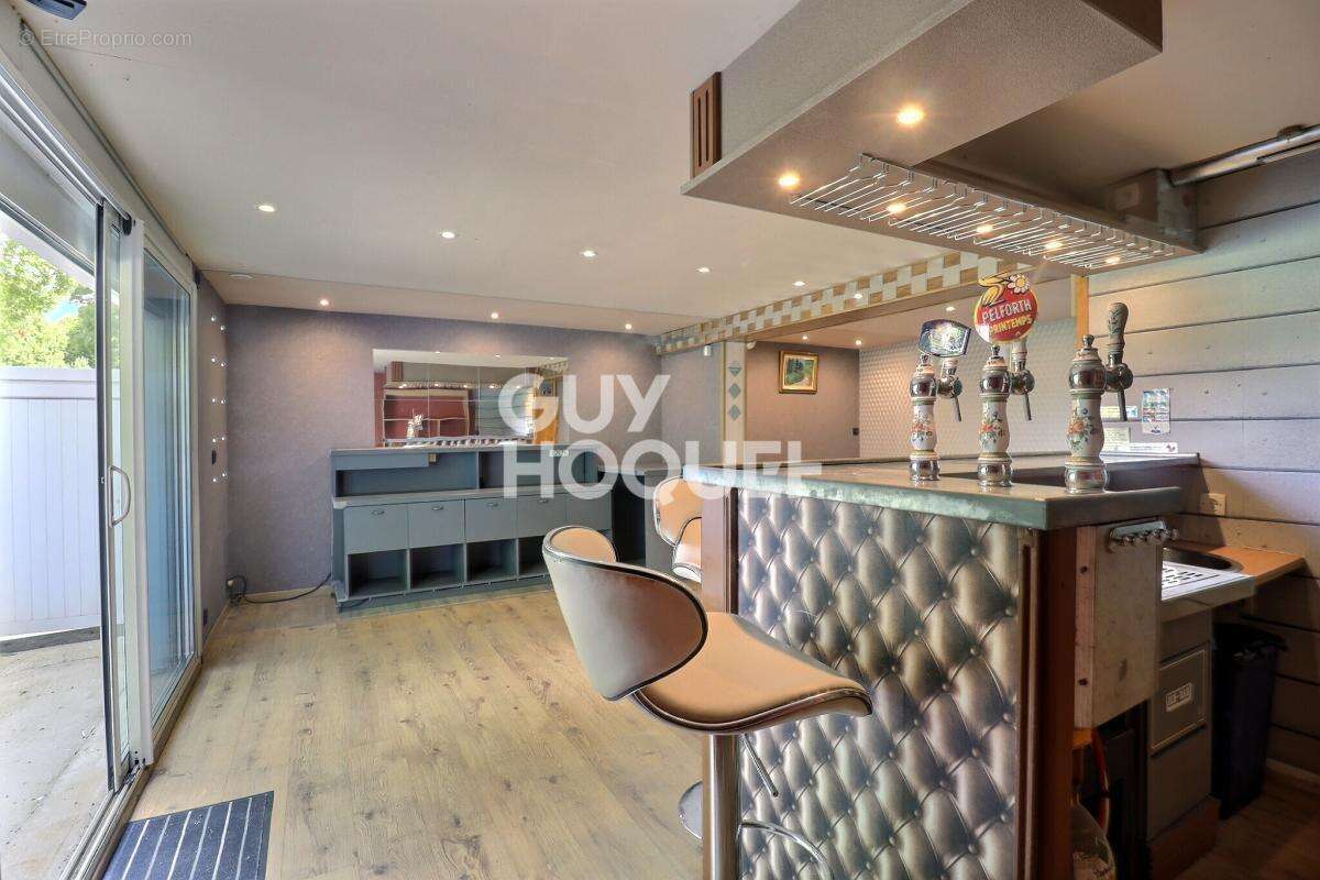 Maison à AIGREFEUILLE-D'AUNIS