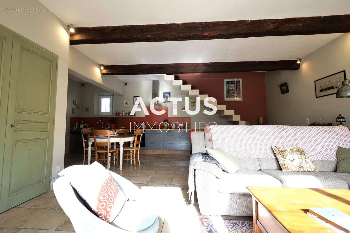 Maison à EYGALIERES