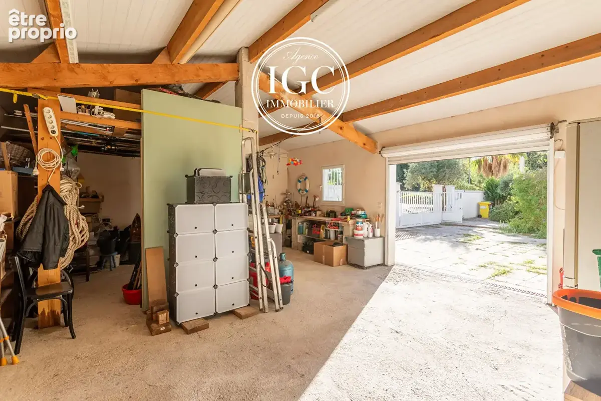 Maison T4 - 152 m² - Parcelle de 634 m² - CHATEAUNEUF LES MARTIGUES - photo 18