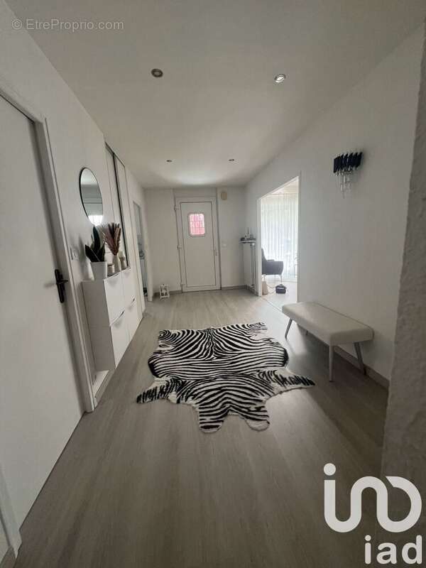 Photo 2 - Maison à NEUFCHATEAU