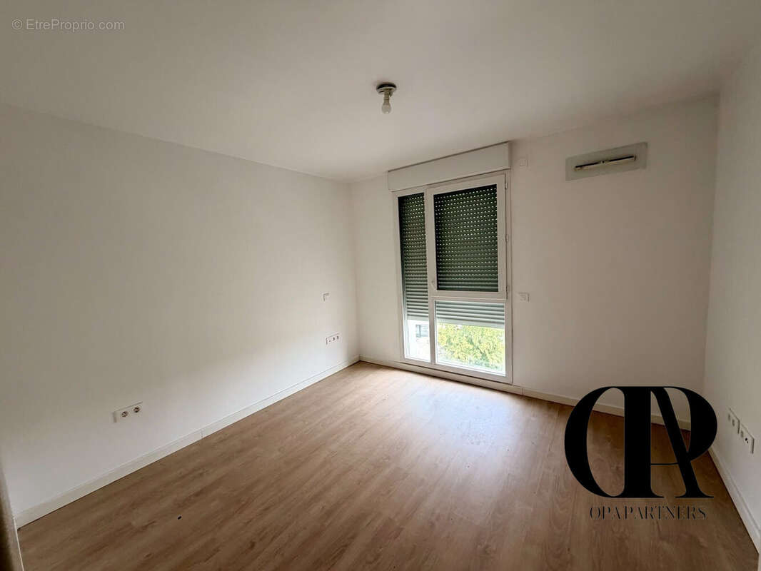 Appartement 98 m² à Jouy-Le-Moutier  - photo 8