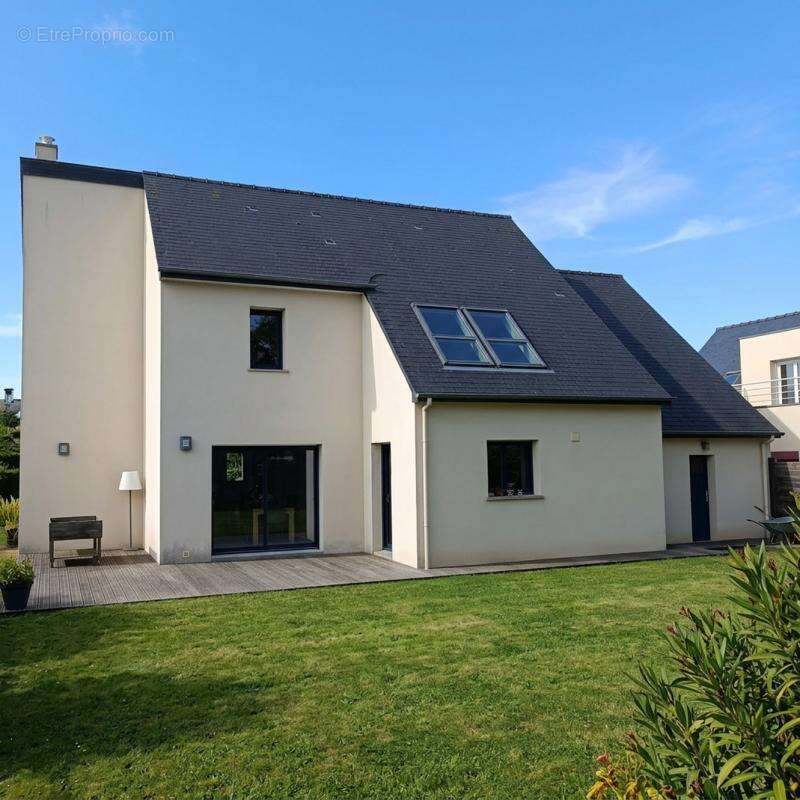Maison 159 m² à Thorigne-Fouillard  - photo 2