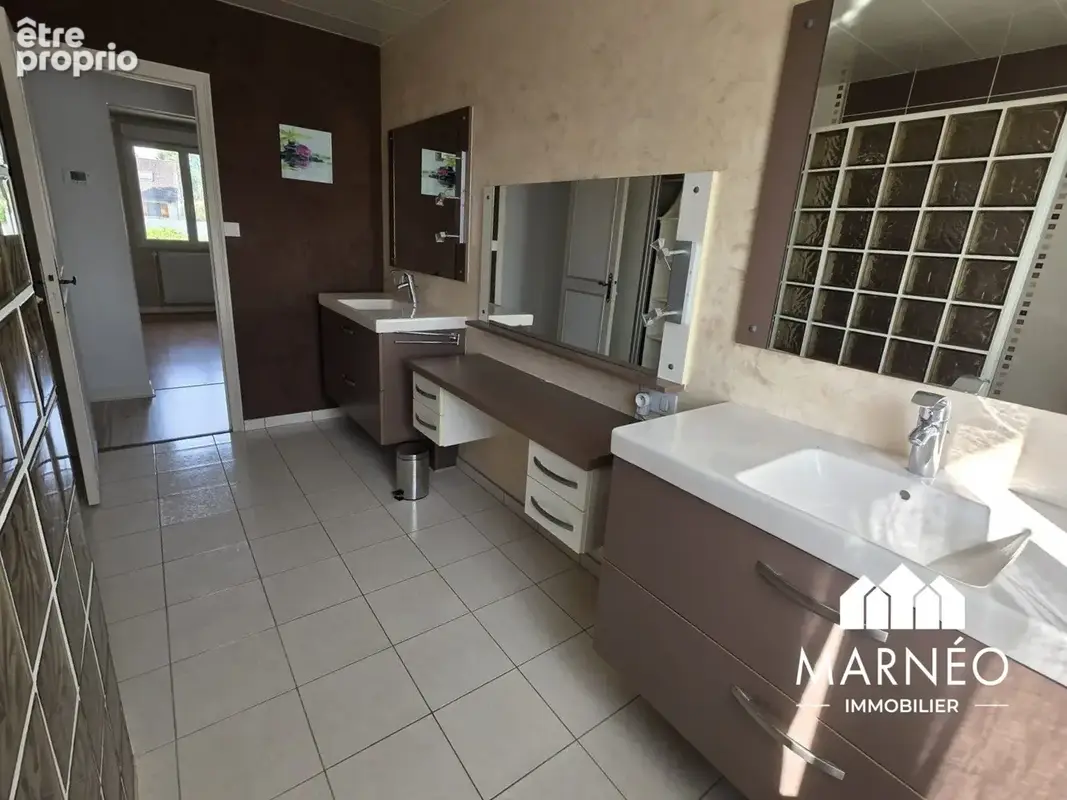 Maison 6 pièces 185 m² à vendre à Chalons-En-Champagne (51000) - photo 7