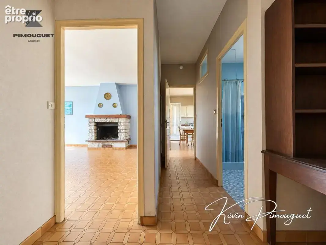 Maison de campagne à rénover avec dépendances — Saint-Seurin-de-Prats - photo 8