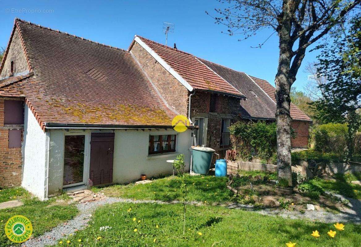 Maison à DUN-LE-PALESTEL