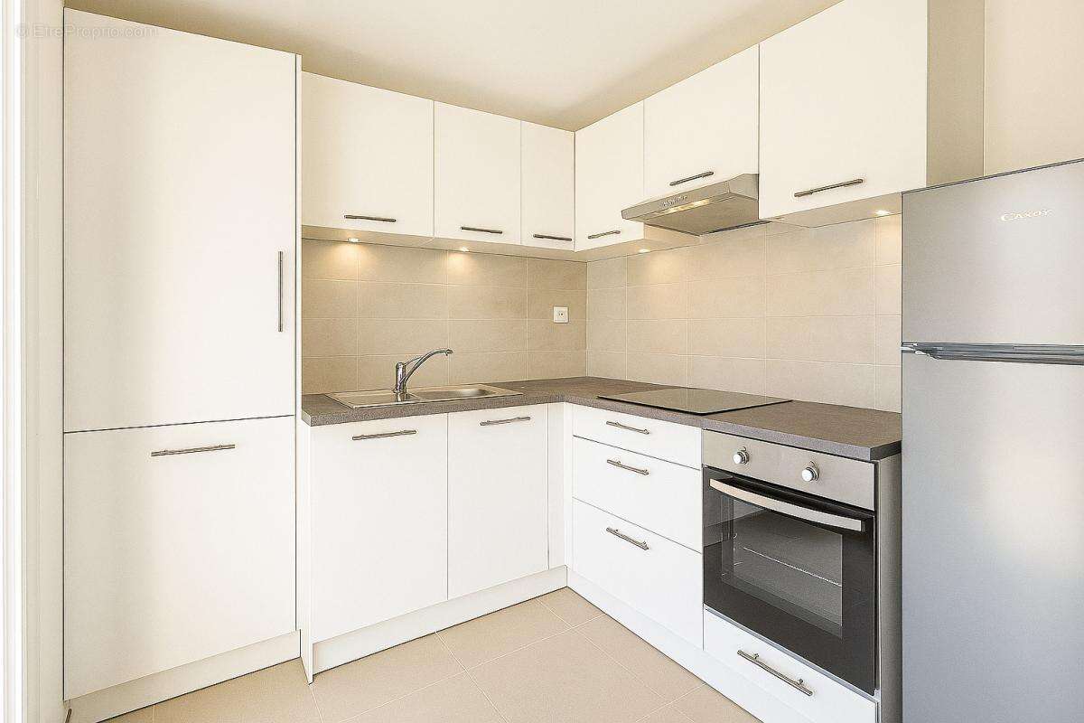 Appartement à ROQUEFORT-LA-BEDOULE