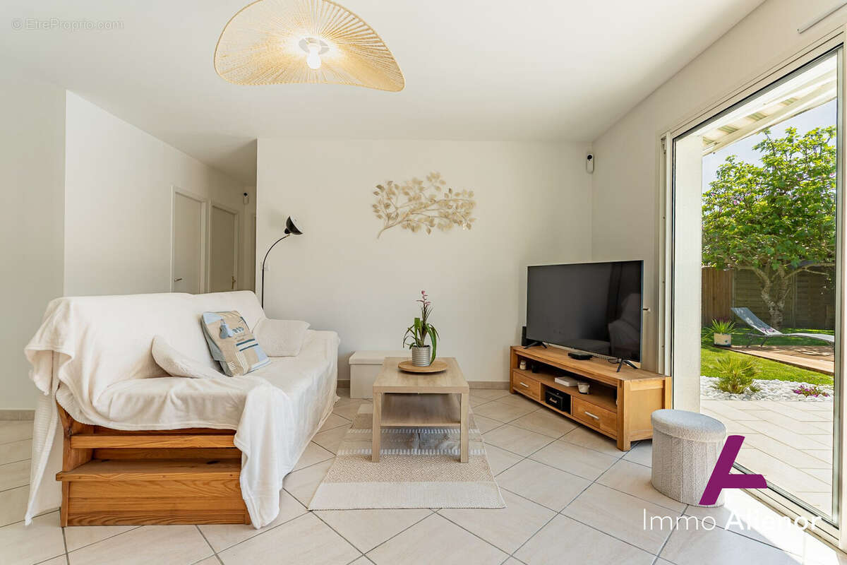 Maison 134 m² à Audenge  - photo 3