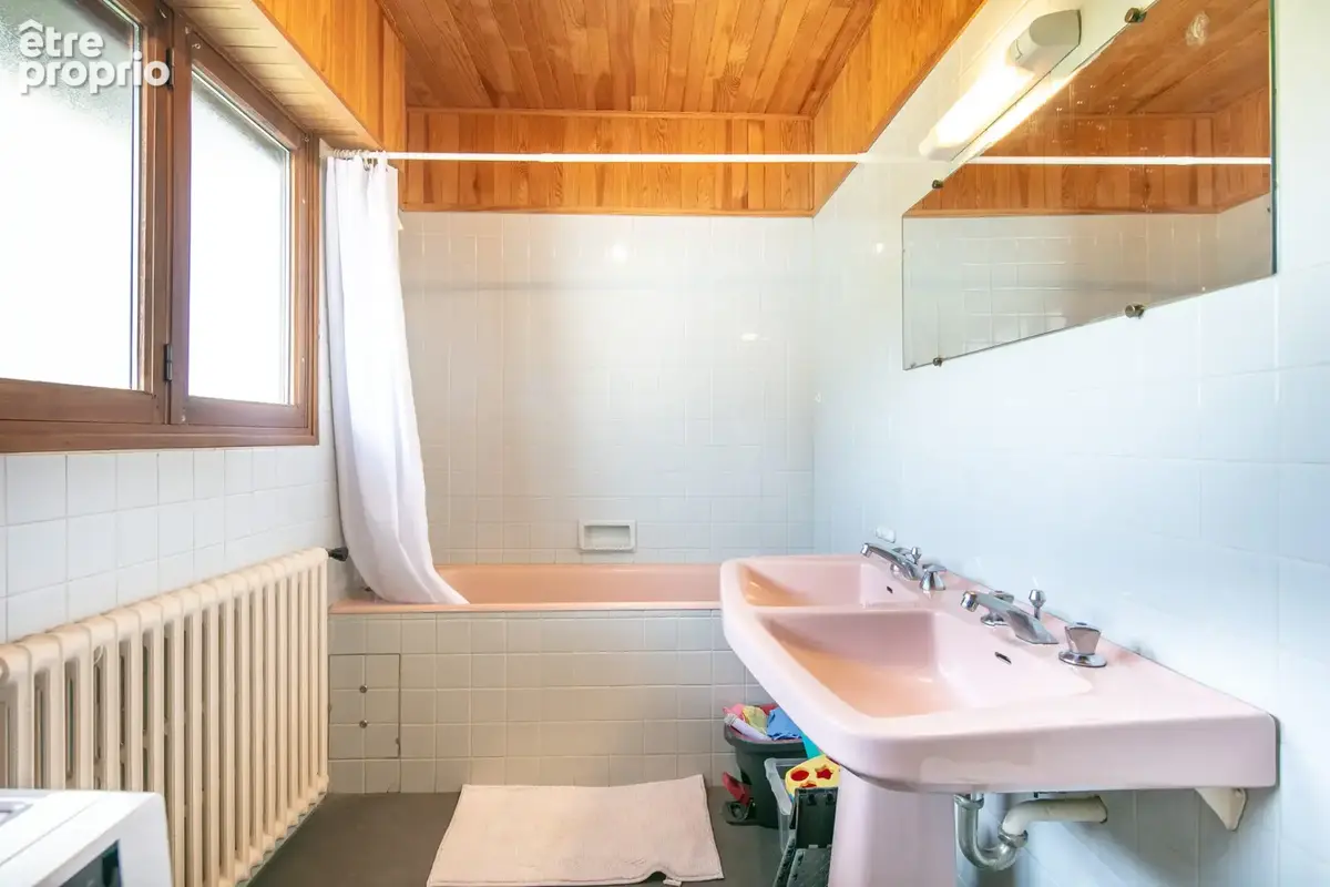Rare a la vente - spacieux t5 avec balcons/terrasses, garage, cave & jardin commun -  la rochette ! - photo 9