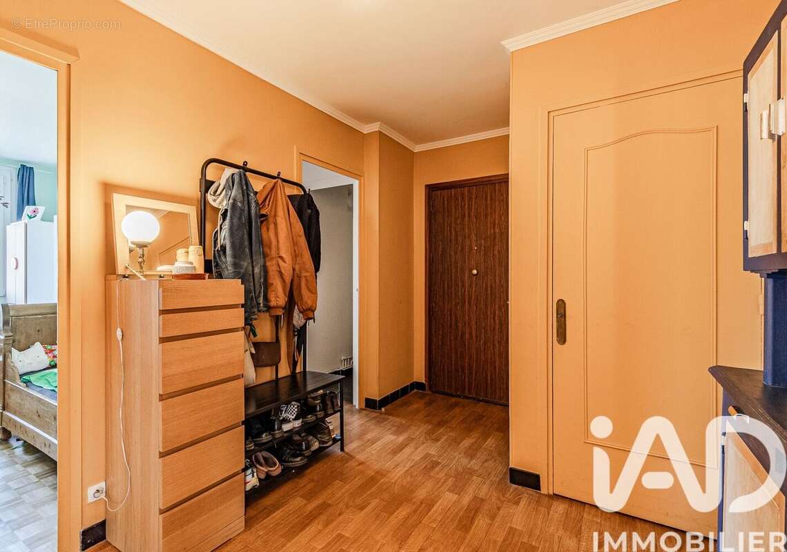 Photo 9 - Appartement à VILLEURBANNE