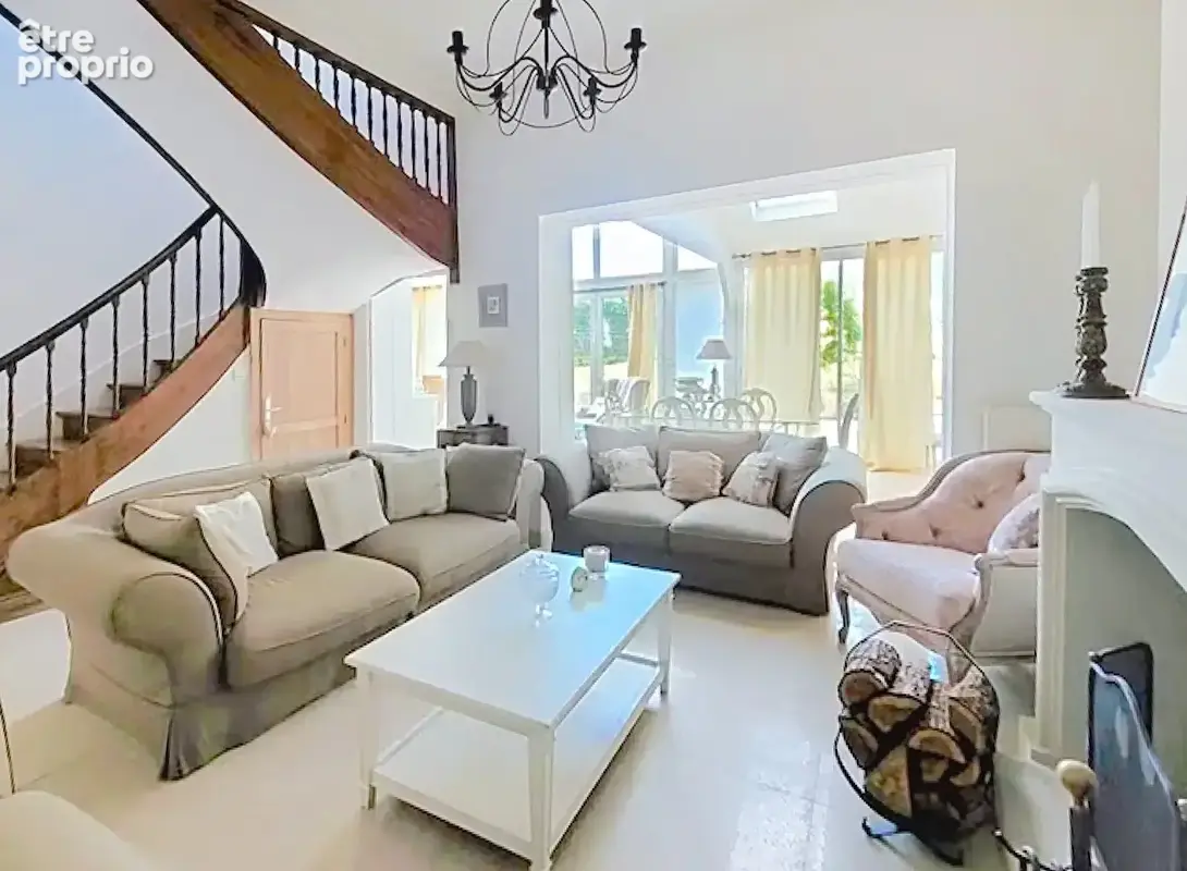 Maison de ville aux beaux volumes - photo 2