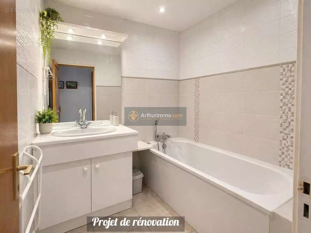 Appartement à FREJUS