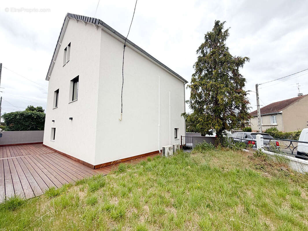 Maison 6 pièces de 141,78 m2 - photo 18