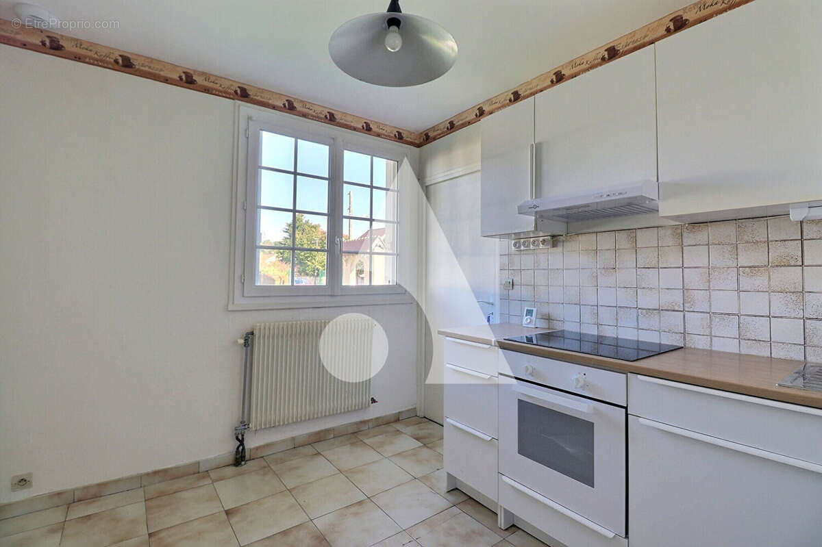 Maison à AUVERS-SUR-OISE