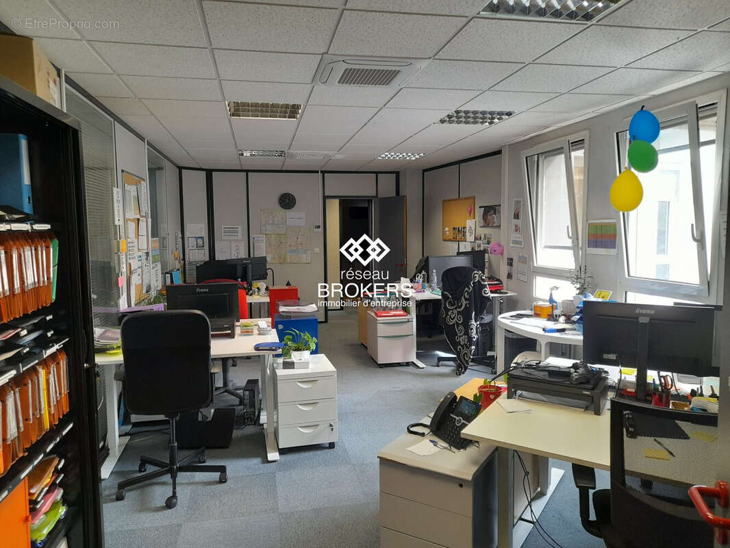 Commerce 422 m² à Orleans  - photo 2