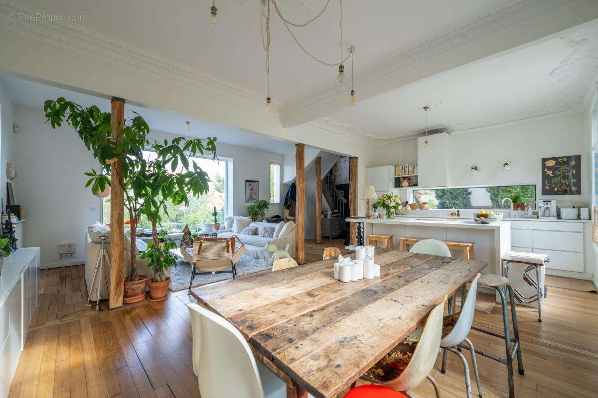 Maison à NANTERRE