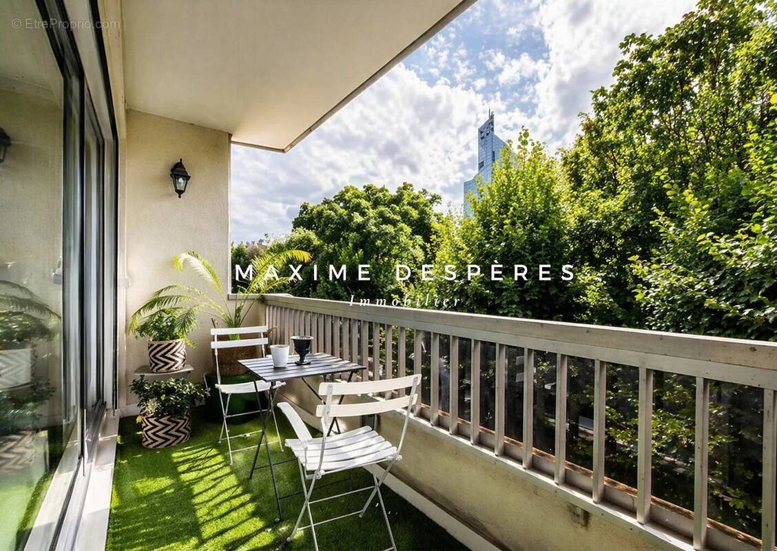 Appartement à NEUILLY-SUR-SEINE