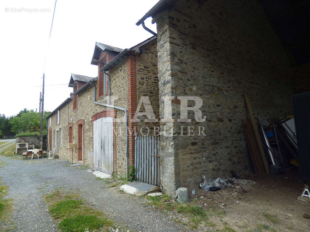 Maison à PRE-EN-PAIL