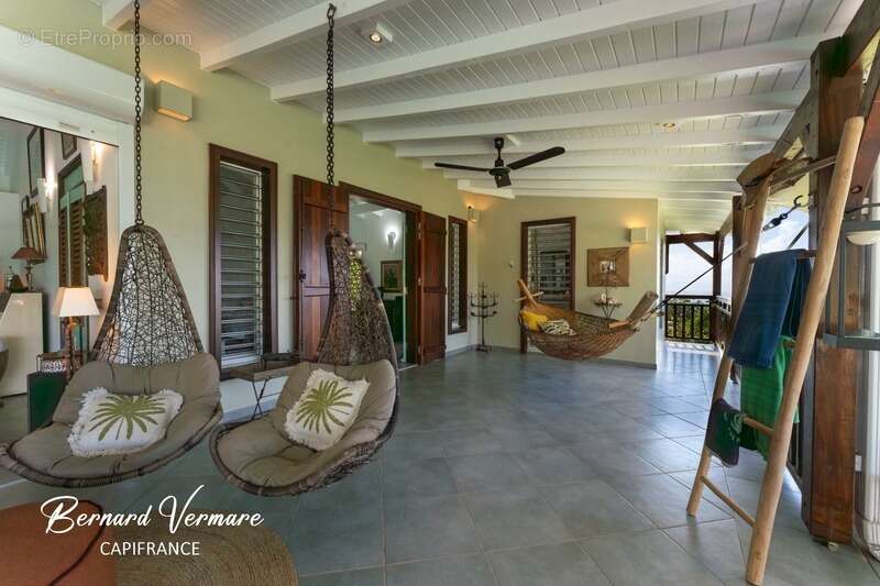 Maison à GRAND-BOURG