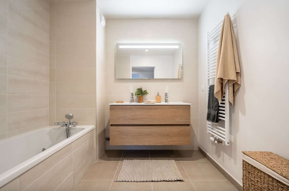 Appartement à VILLEURBANNE