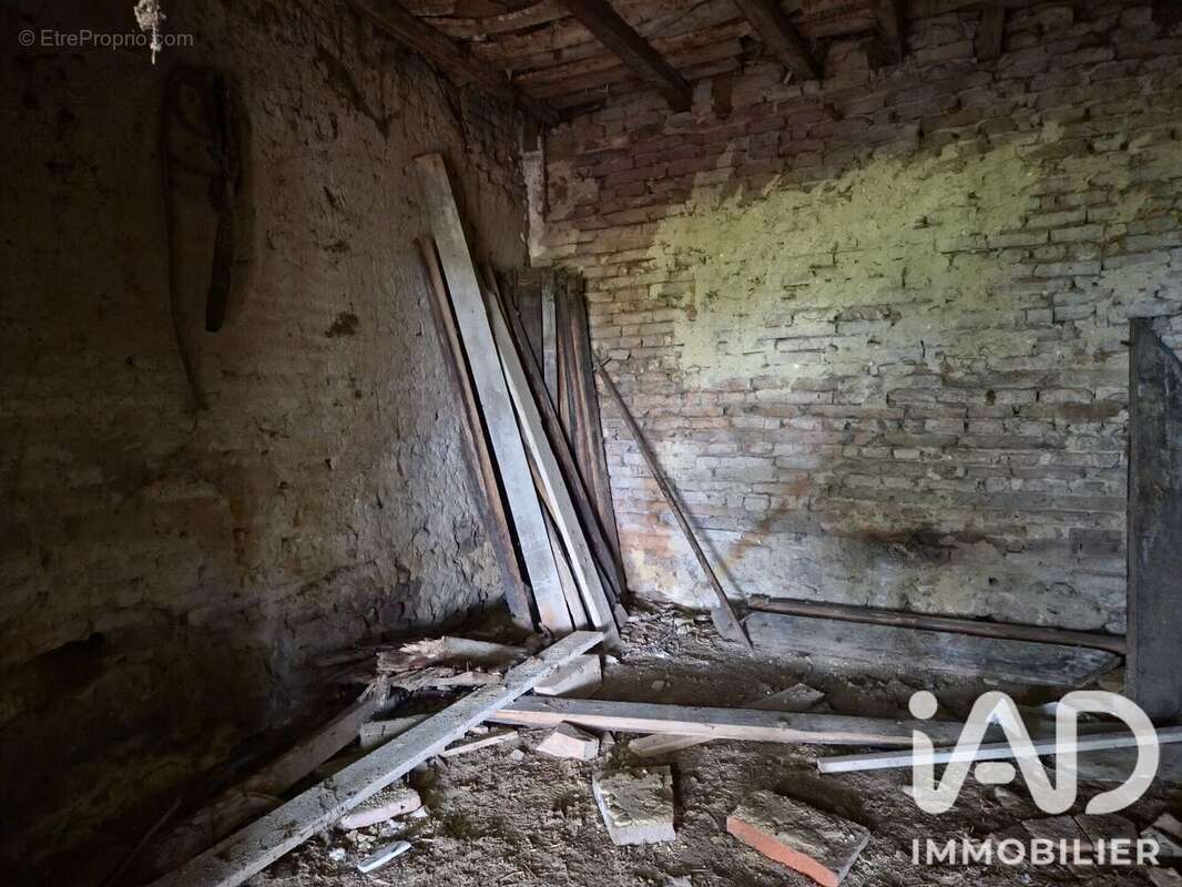 Maison 75 m² à L'honor-De-Cos  - photo 7