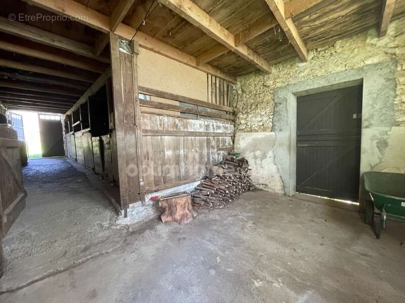 Maison à BELLAC