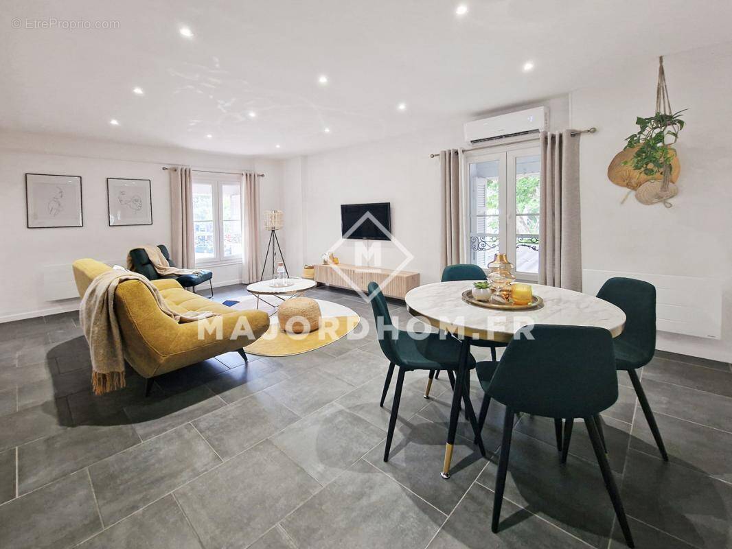 Appartement à MARSEILLE-6E