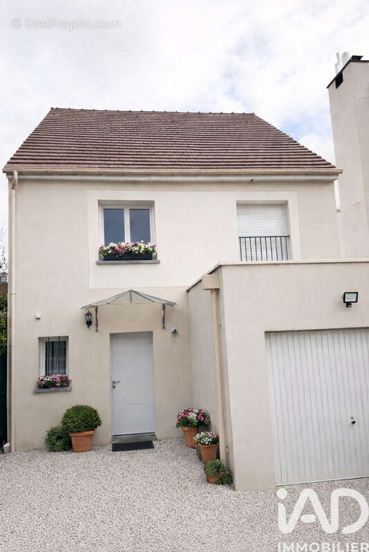 Photo 2 - Maison à DEUIL-LA-BARRE