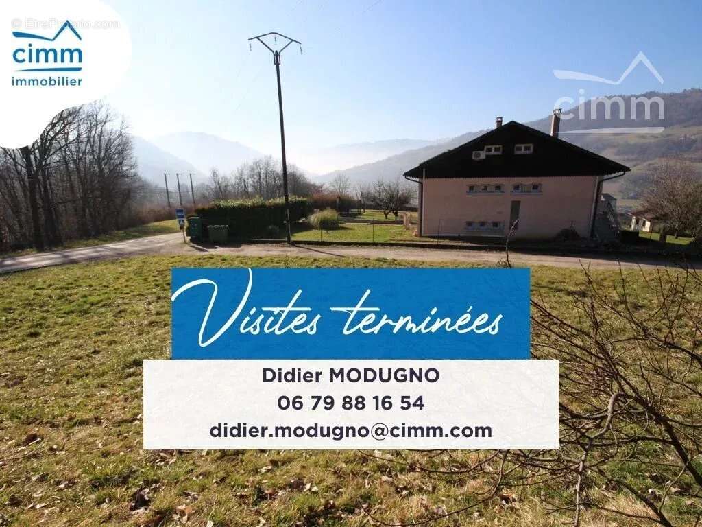 Terrain à LA ROCHETTE