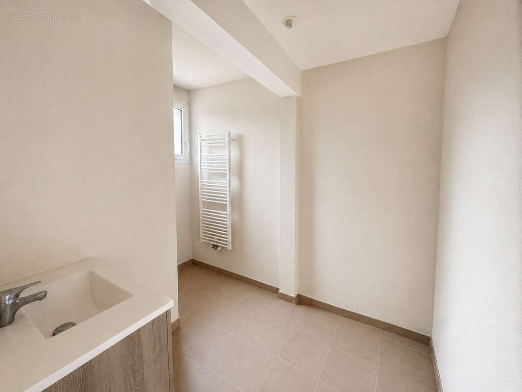 Appartement t2 - photo 3