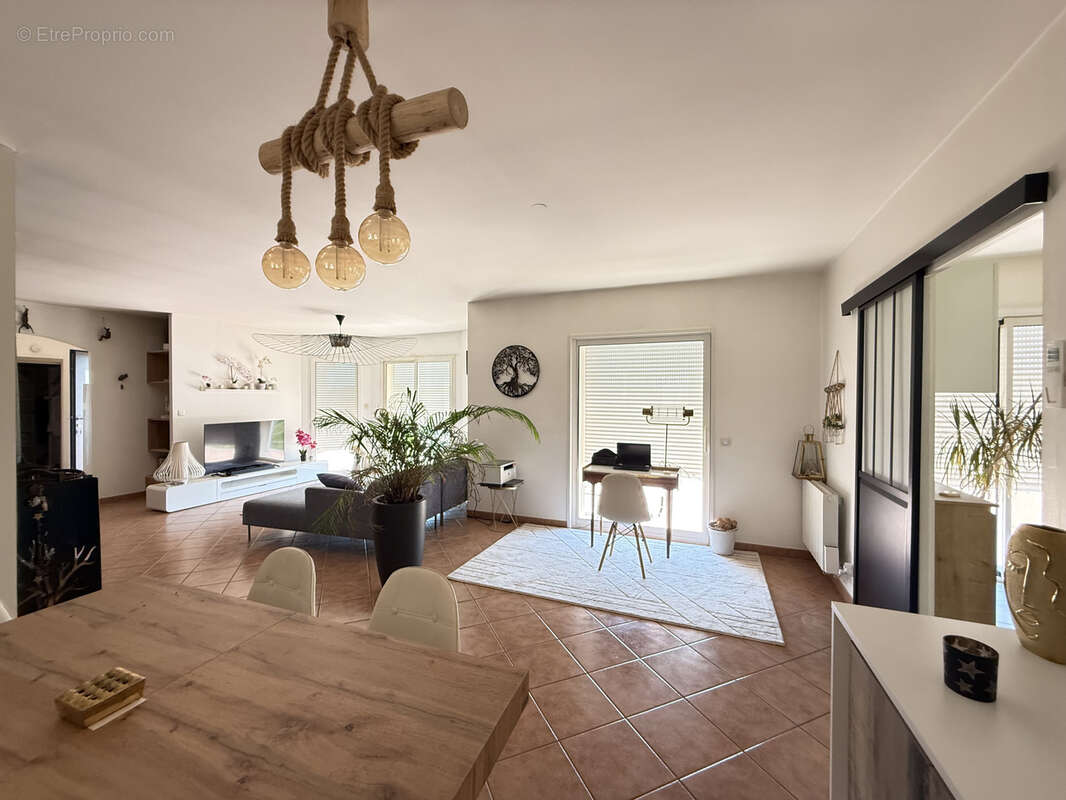 Vacquerolles 130m2 habitable 886m2 de terrain - photo 4