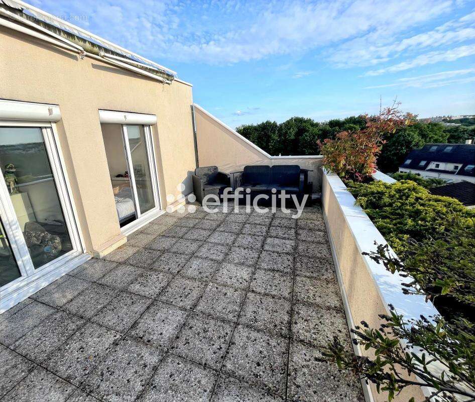 Appartement à TORCY