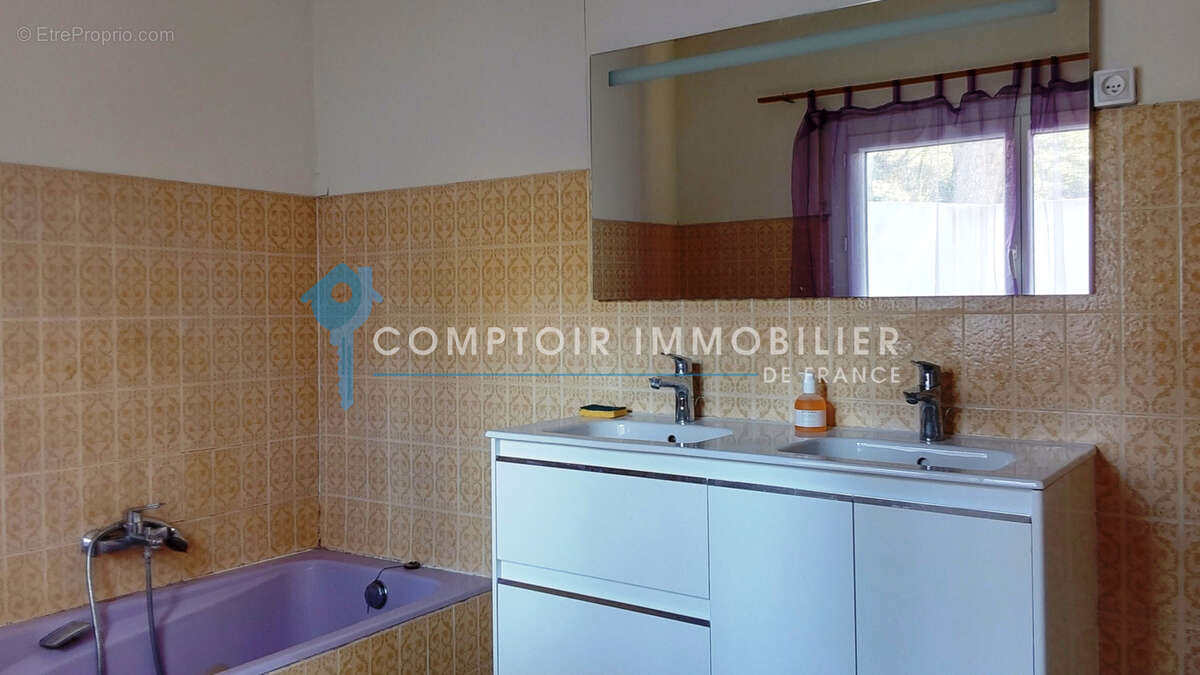 Maison à NIMES