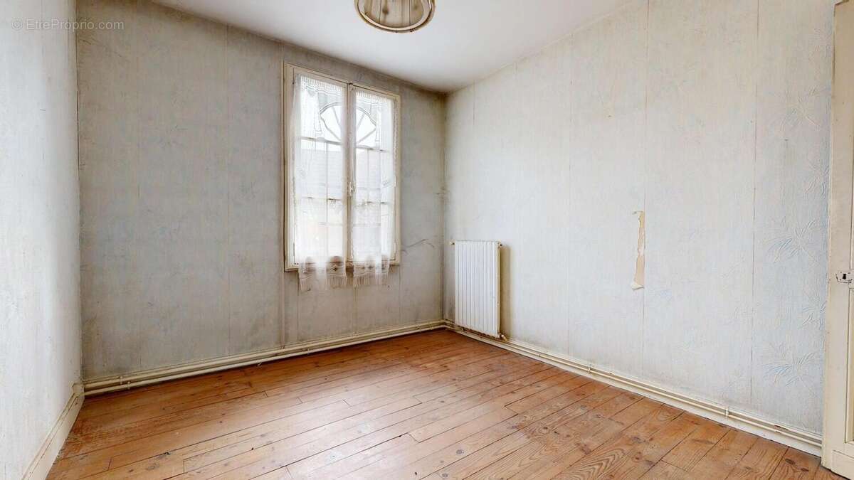 26RuedeParis09182025100054 - Maison à LE BUGUE