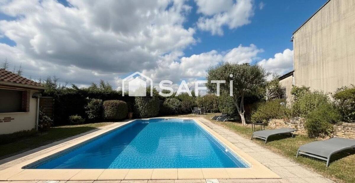 Photo 1 - Maison à CLERMONT-LE-FORT