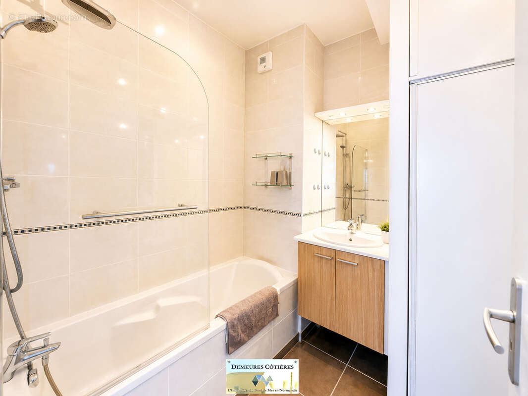  EXCLUSIVITE - Appartement au coeur d'YPORT - Vue EXCEPTIONNELLE sur la mer, plage et commerces à pied - photo 12