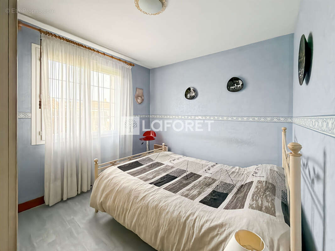 Maison Saint Sulpice De Faleyrens 5 pièce(s) 95 m² - photo 4