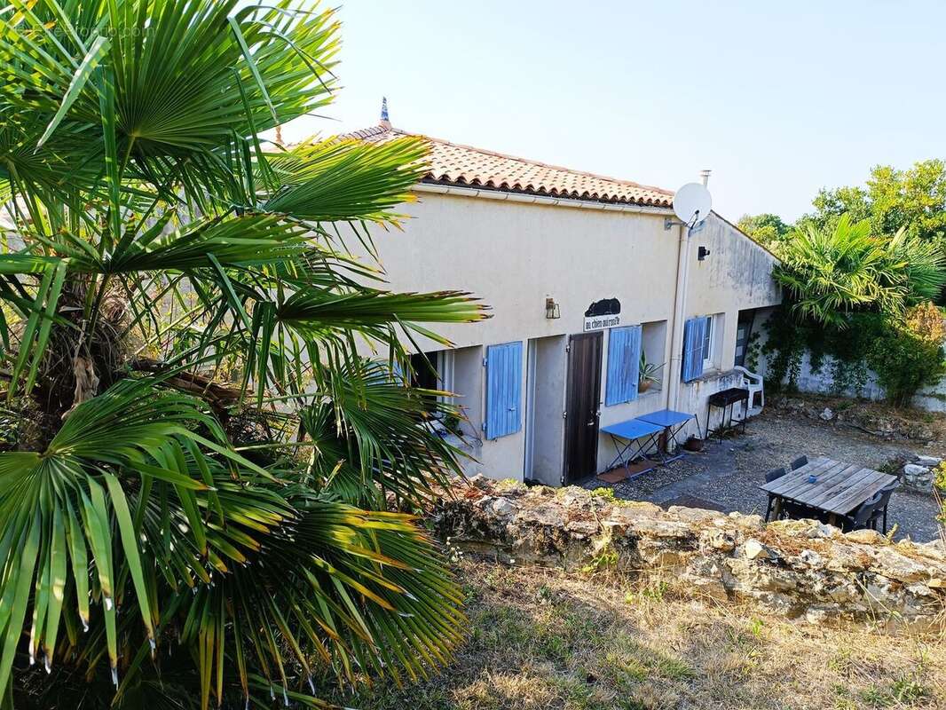 Maison à BARZAN