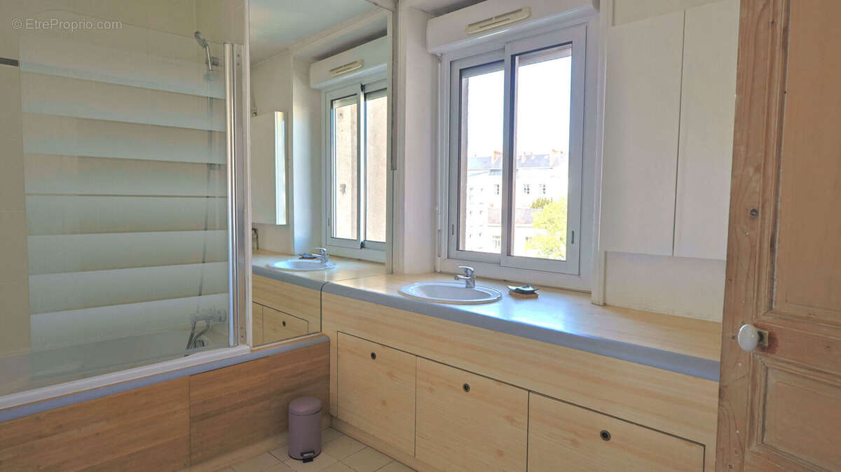 Appartement à NANTES