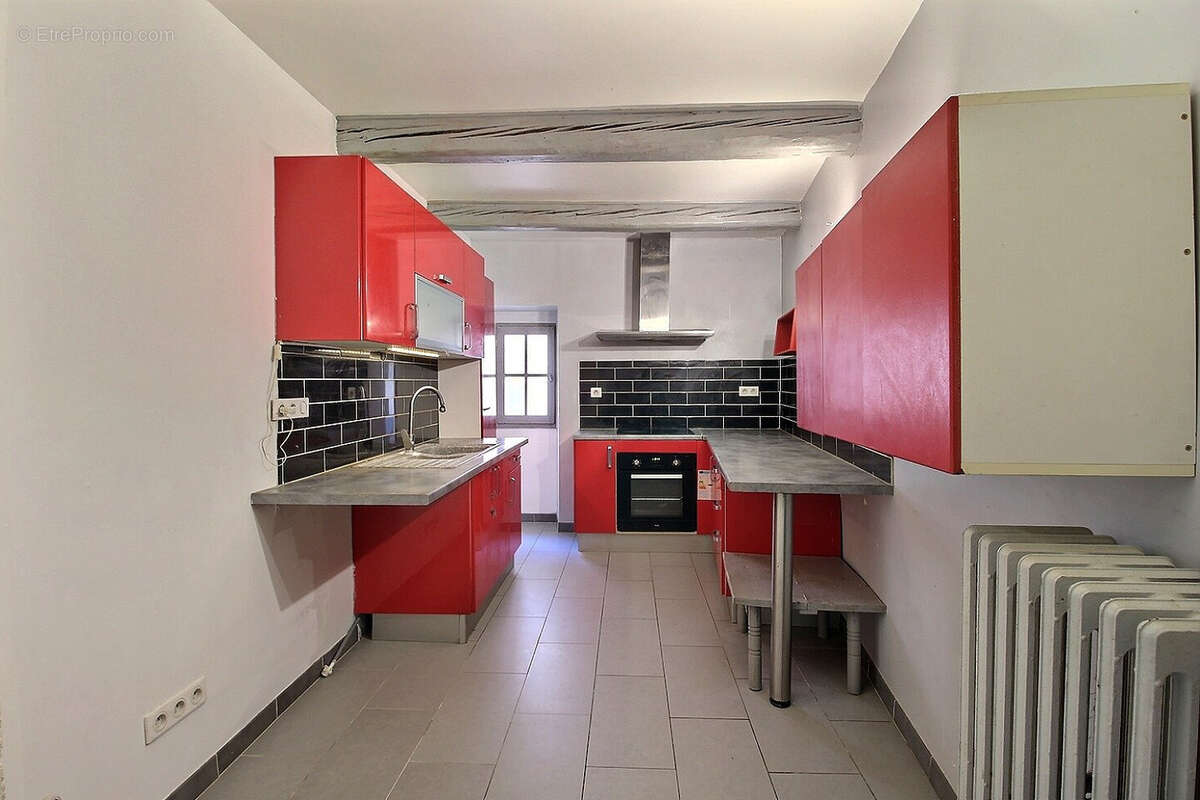 Maison à VIOLS-LE-FORT