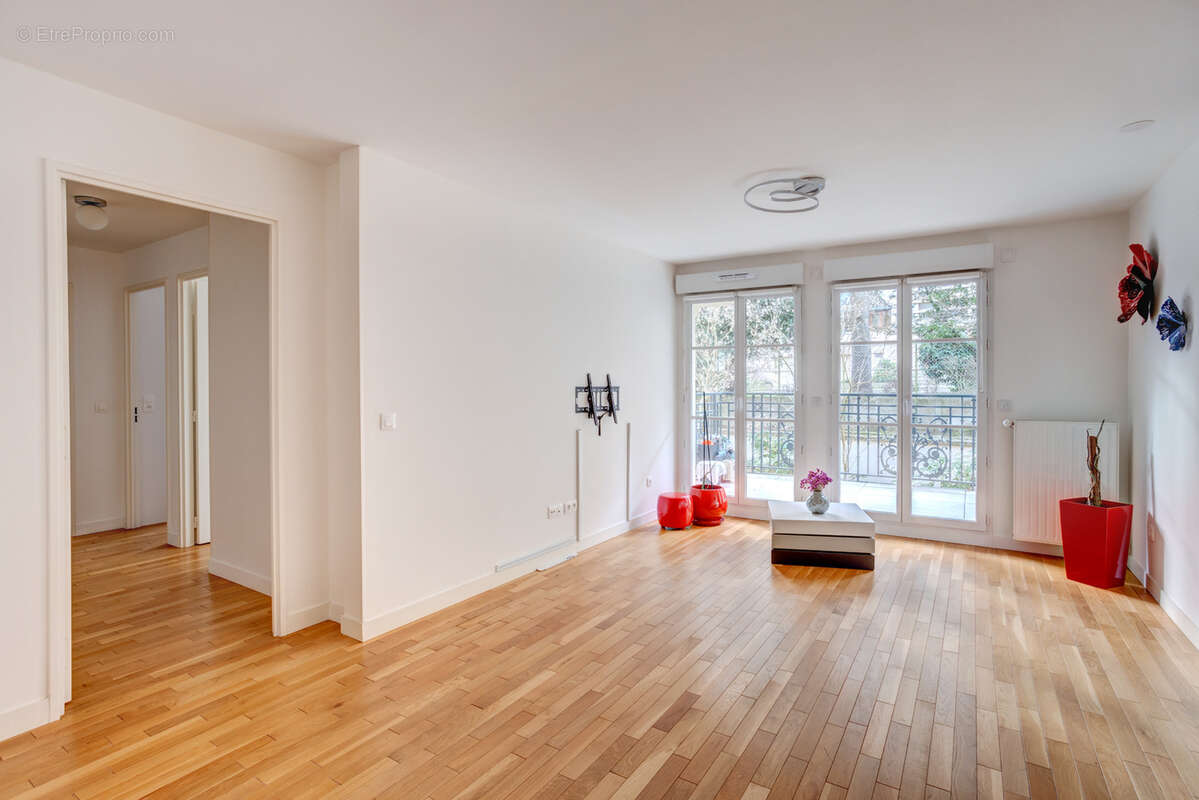 Appartement à LE PLESSIS-ROBINSON