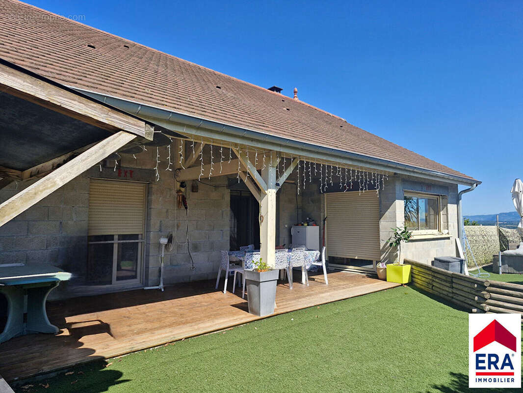 Maison à LES AVENIERES