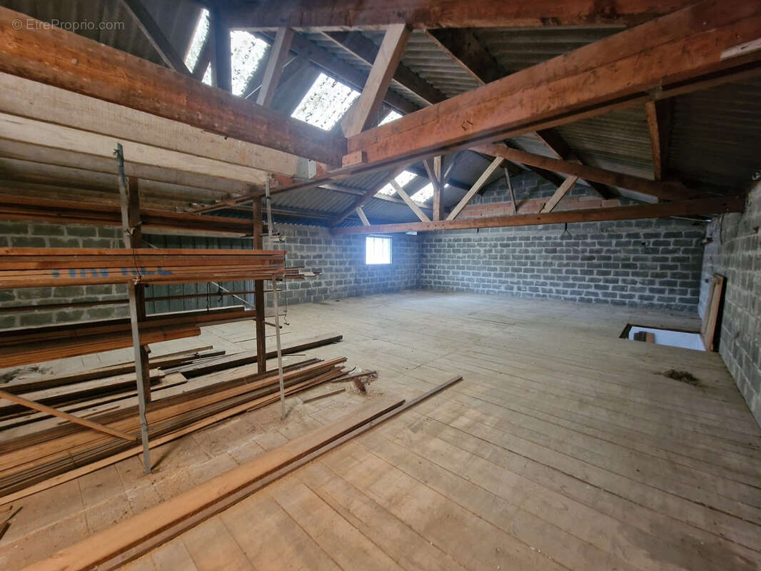 Maison à BRISSAC-QUINCE