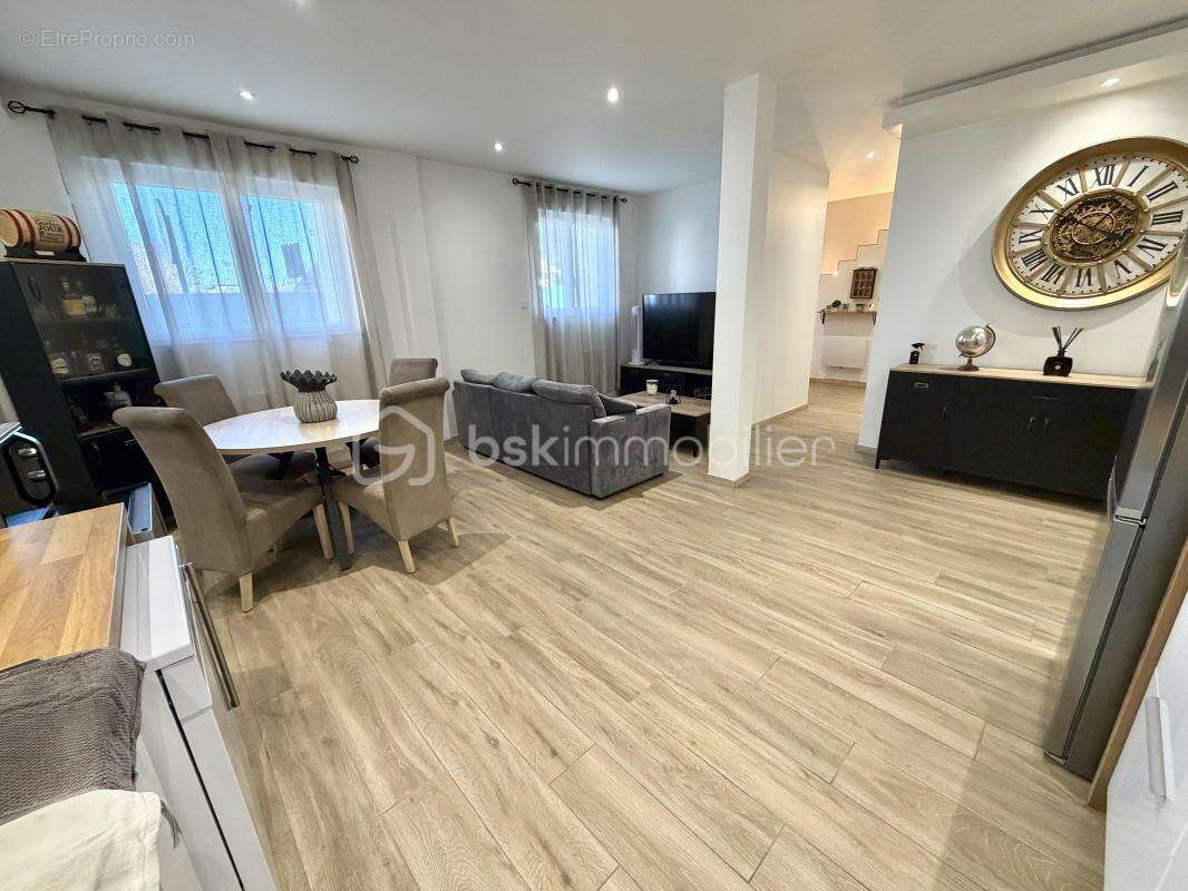 Appartement à SAINT-AUBIN-LES-ELBEUF