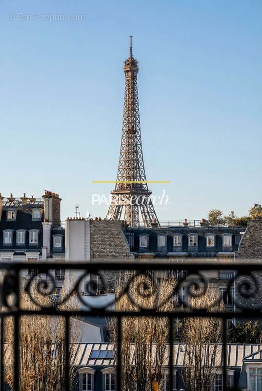 Appartement à PARIS-7E